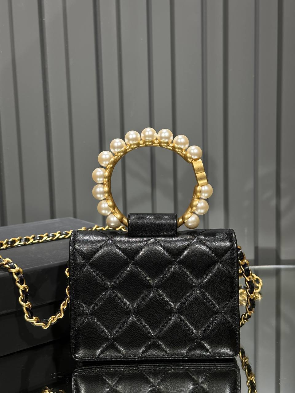 Chanel Clutch con Chain Borsa
