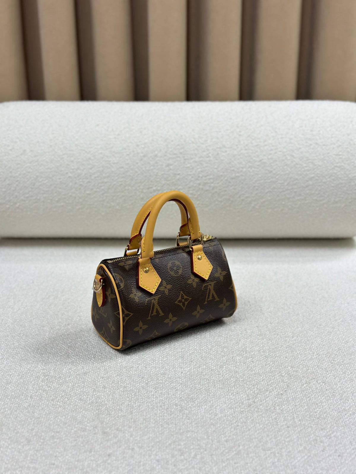 Louis Vuitton Nano Speedy Borsa
