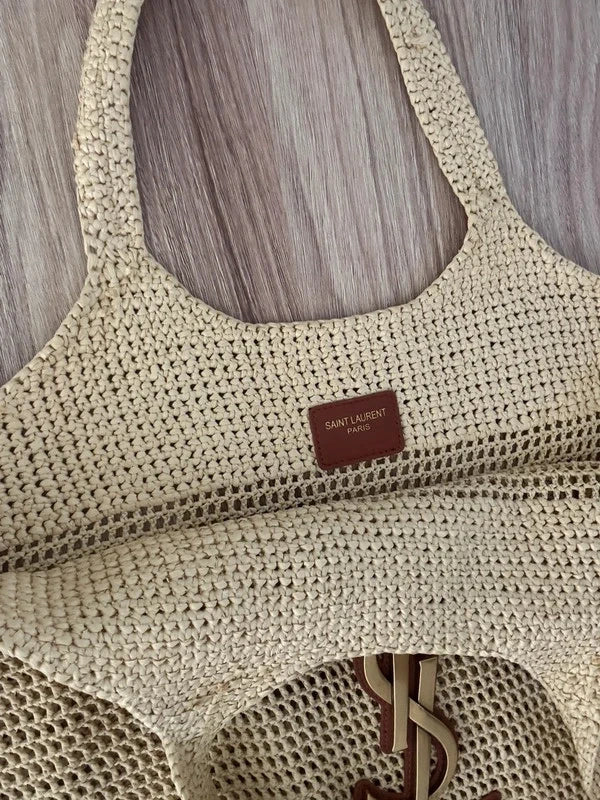 Saint Laurent Borsa
