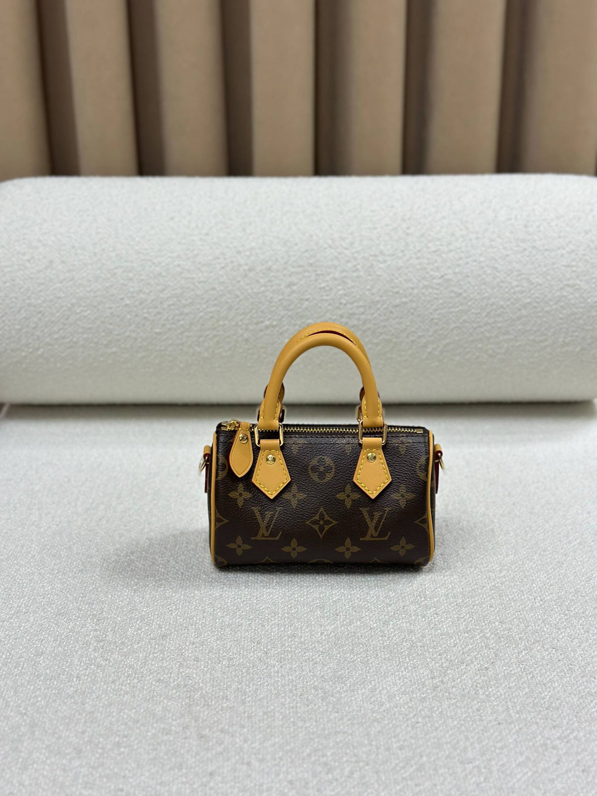 Louis Vuitton Nano Speedy Borsa