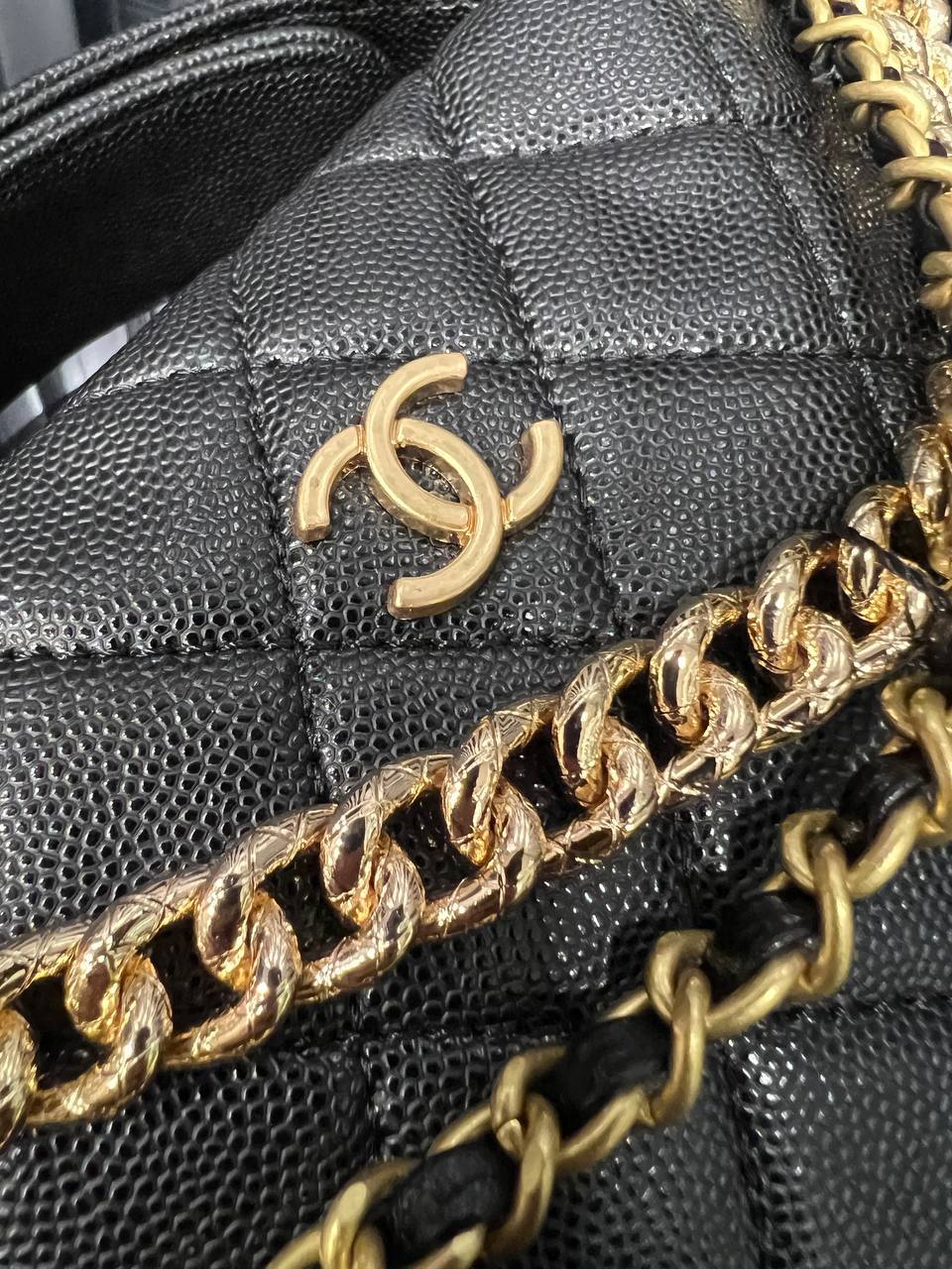 Chanel Pouch - Grained shiny calfskin & gold-tone metal, black