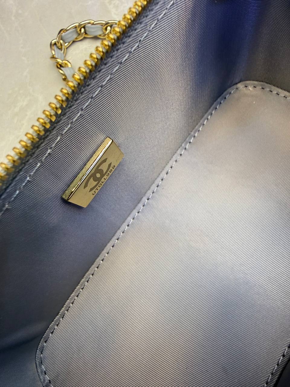 Chanel vanity case medium Bosra