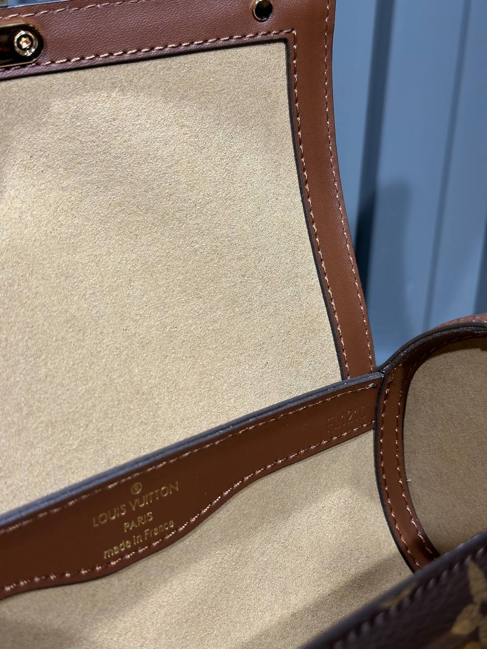 Louis Vuitton Papillon Trunk Borsa