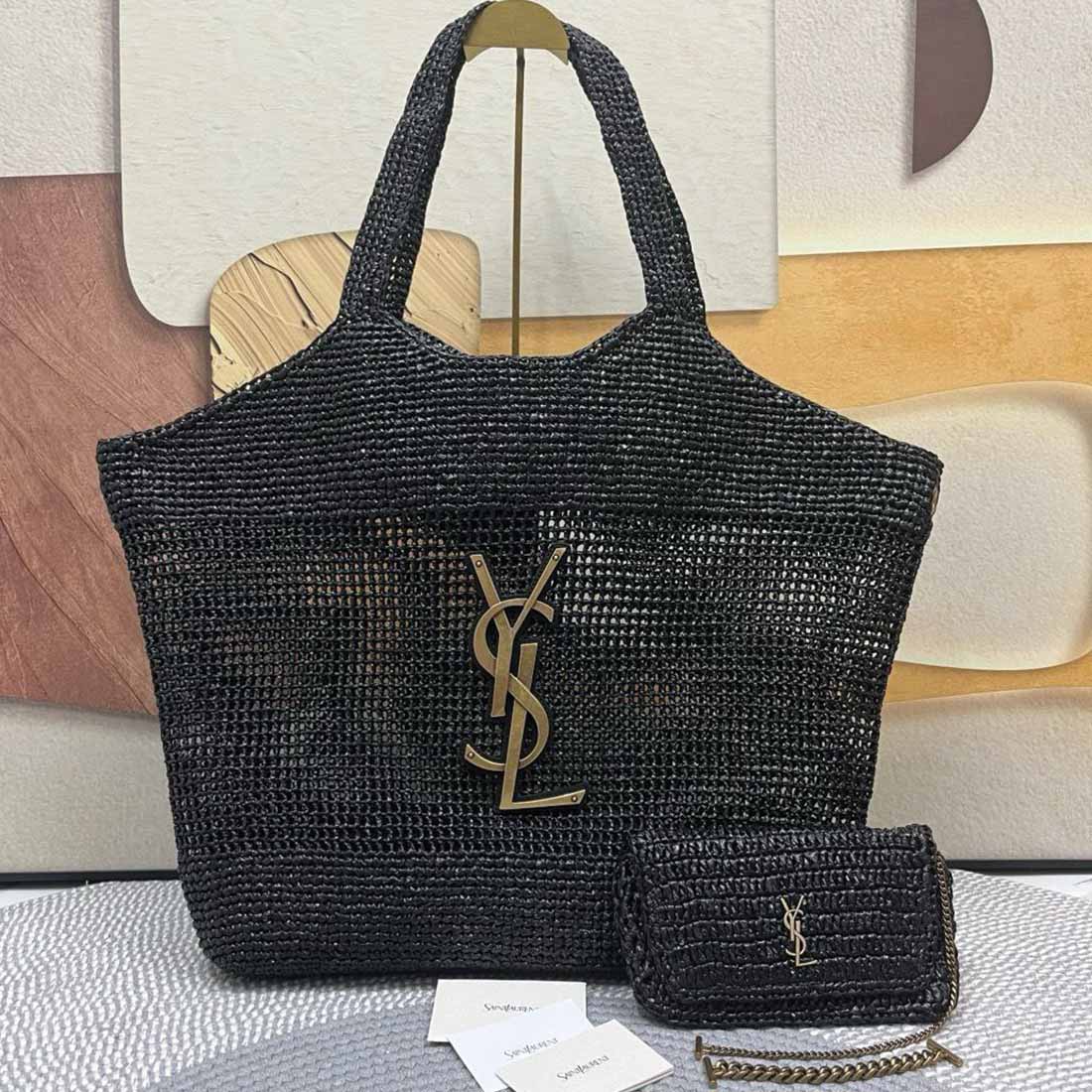 Saint Laurent Borsa