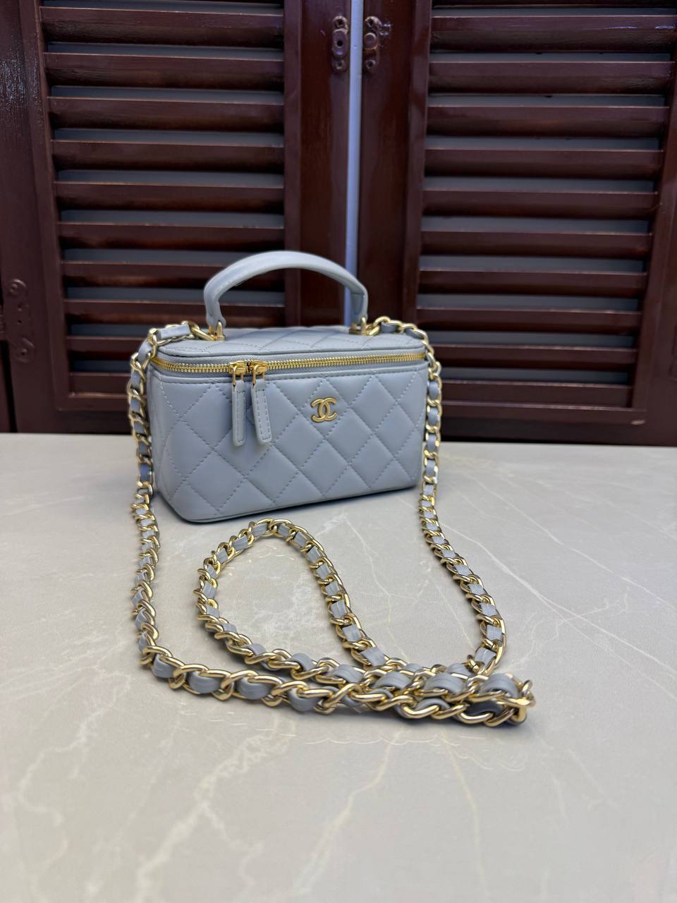 Chanel vanity case medium Bosra
