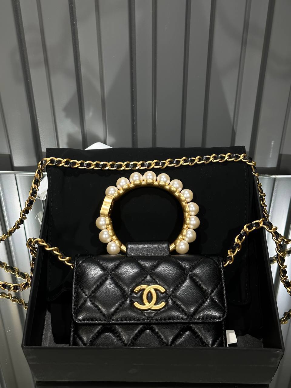 Chanel Clutch con Chain Borsa